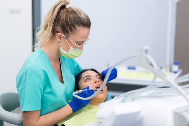 Best Cracked Tooth Emergency Dentist  in Head Of The Harbor, NY